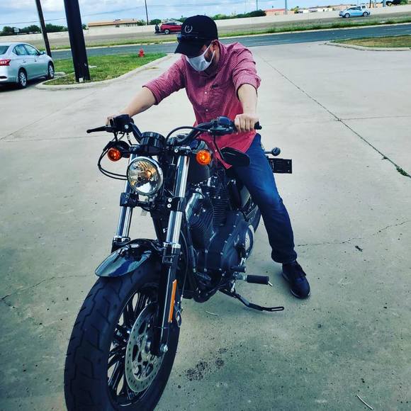 Meet your Posher, Carlo - Picture 1 of 1